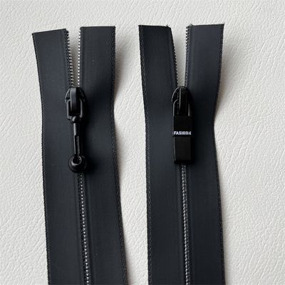 سیپ ضد آب TPU / PU ، سیپ ضد آب با نوار بازتاب دهنده در دو طرف برای خارج از منزل ، ژاکت ، لباس